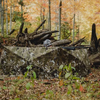 FIELD  SHIELD™ ADJUSTABLE PANEL BLIND - Imagen 2